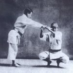 jigoro kano pri cviceni ju-no-kata 361